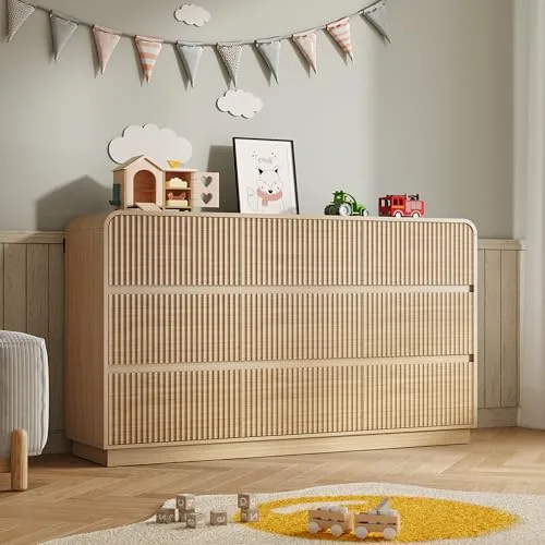 Fluted 9-Drawer Dresser, 59.1 in Wide, Oak